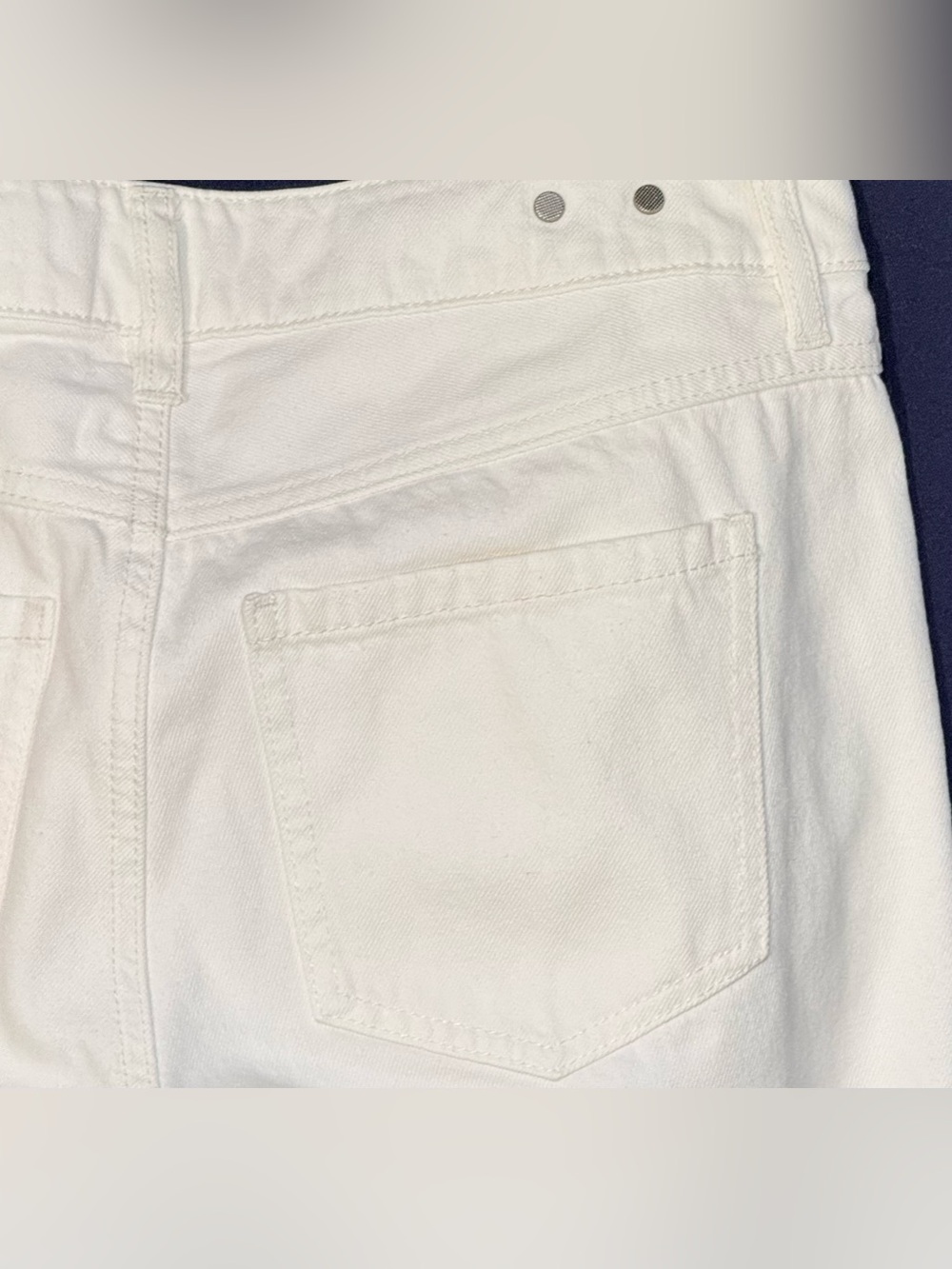Cabi White 100% Cotton Boyfriend Jeans Size 4 - Picture 2 of 6